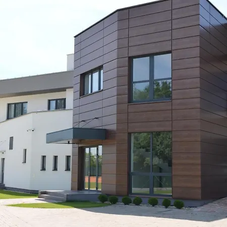 Rocket Club Maison d'hôtes Lučenec